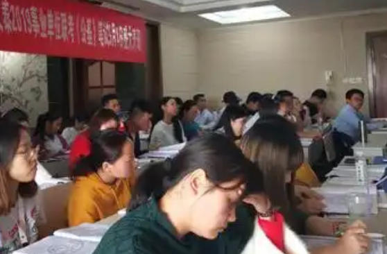 四川成都市执业医师考试-四川成都执业医师考试