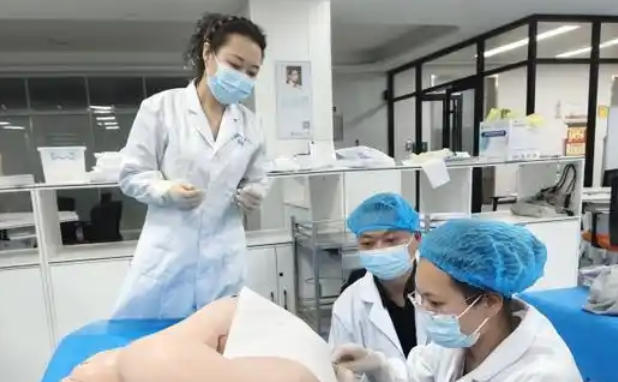 密 云区执业医师工资多少